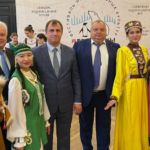 Сергей Вострецов посетил фестиваль нацкультур «Меридианы дружбы»